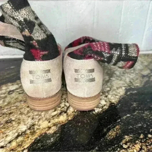 Toms Laurel Ankle Boots Desert Suede Tribal Wool,  Aztec Booties Womens Size 6! - Picture 4 of 15